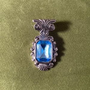 Premier Designs (Retired) Topaz Choker Slide Pendant